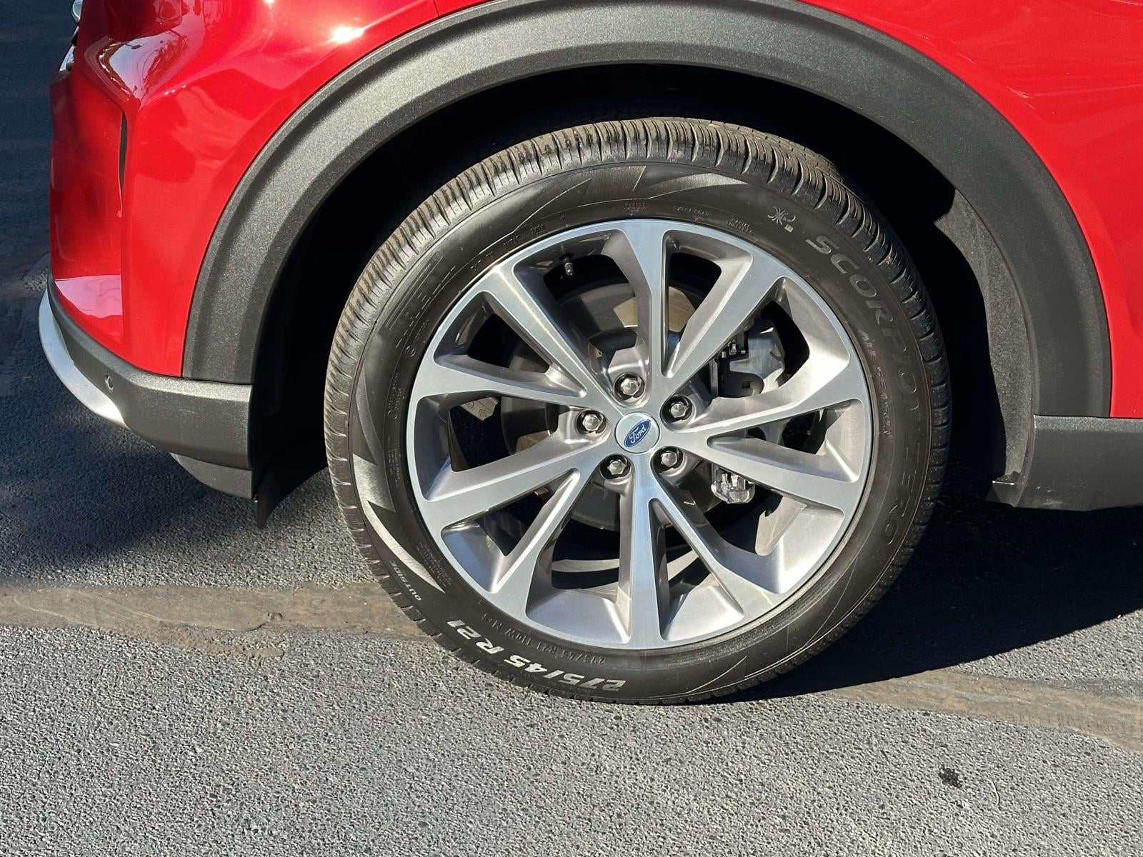 2025 Ford Explorer Platinum 4WD