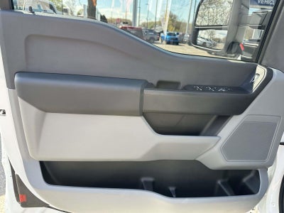 2023 Ford Super Duty F-250 SRW XL 4WD SuperCab 6.75' Box