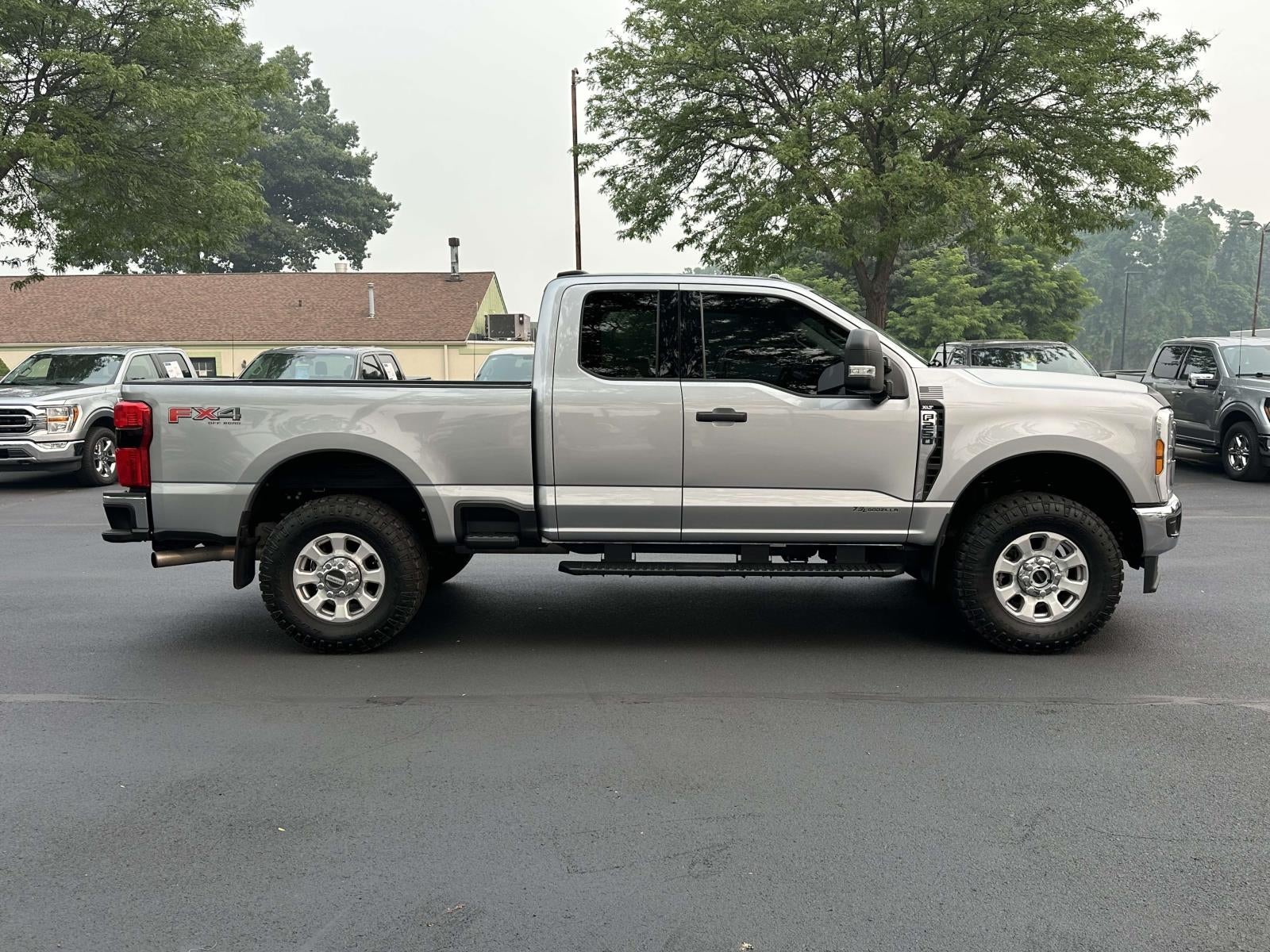 2024 Ford Super Duty F-250 SRW XLT 4WD SuperCab 6.75' Box