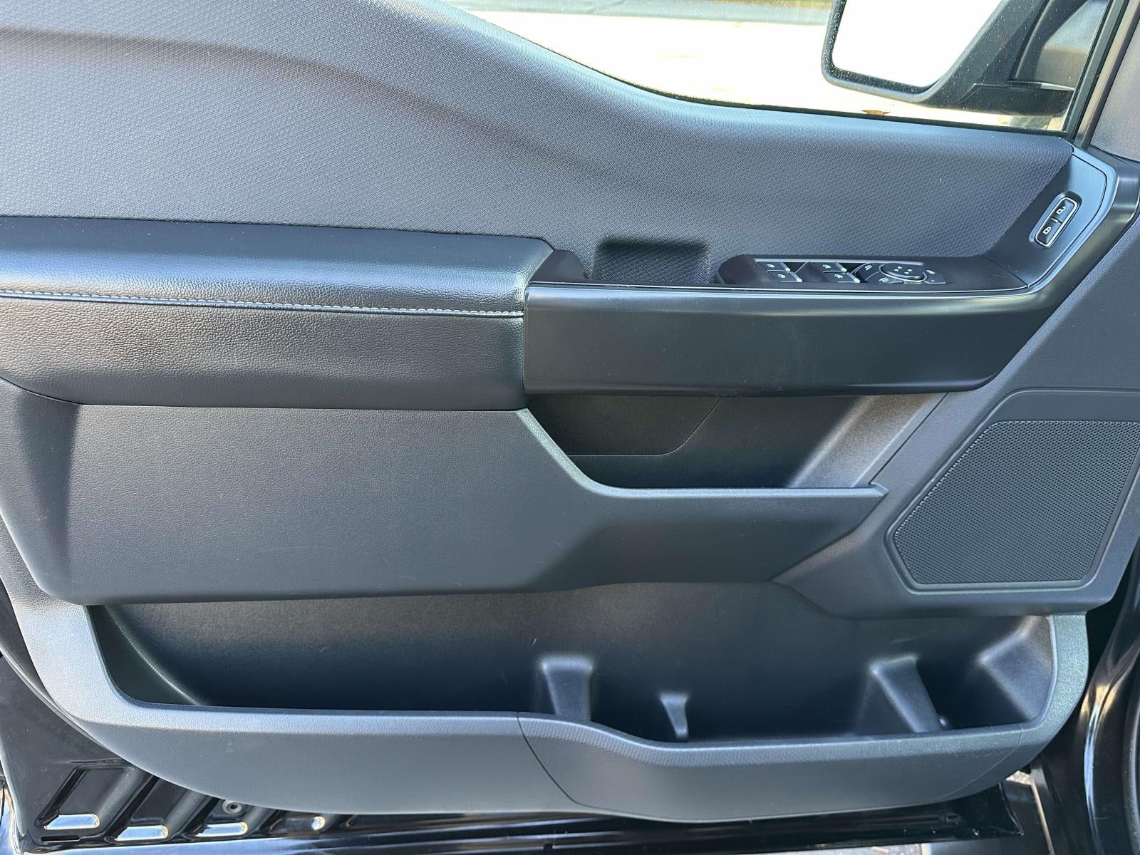 2023 Ford F-150 XL 4WD SuperCrew 5.5' Box