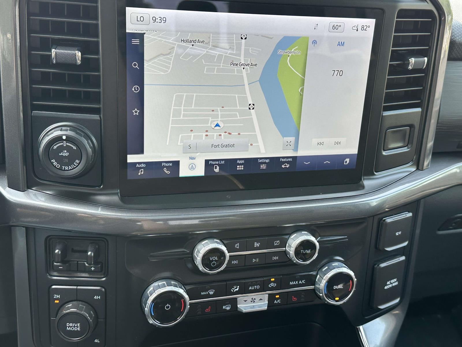 2023 Ford F-150 XLT 4WD SuperCrew 5.5' Box
