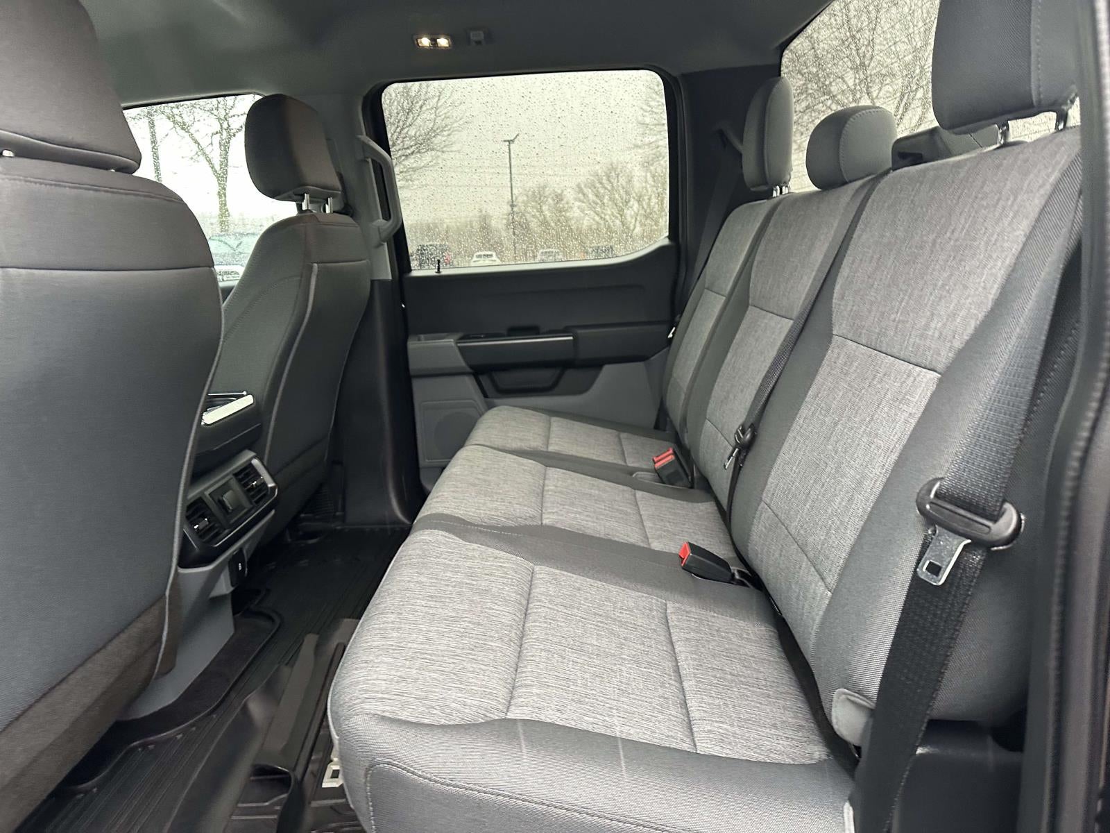 2023 Ford F-150 XL 4WD SuperCrew 5.5' Box