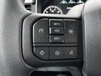 2023 Ford F-150 XL 4WD SuperCrew 5.5' Box