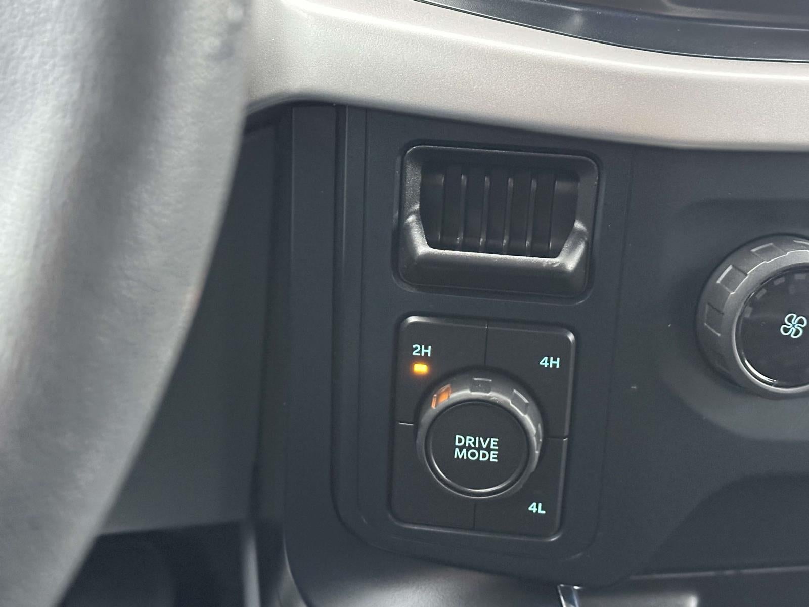 2023 Ford F-150 XL 4WD SuperCrew 5.5' Box