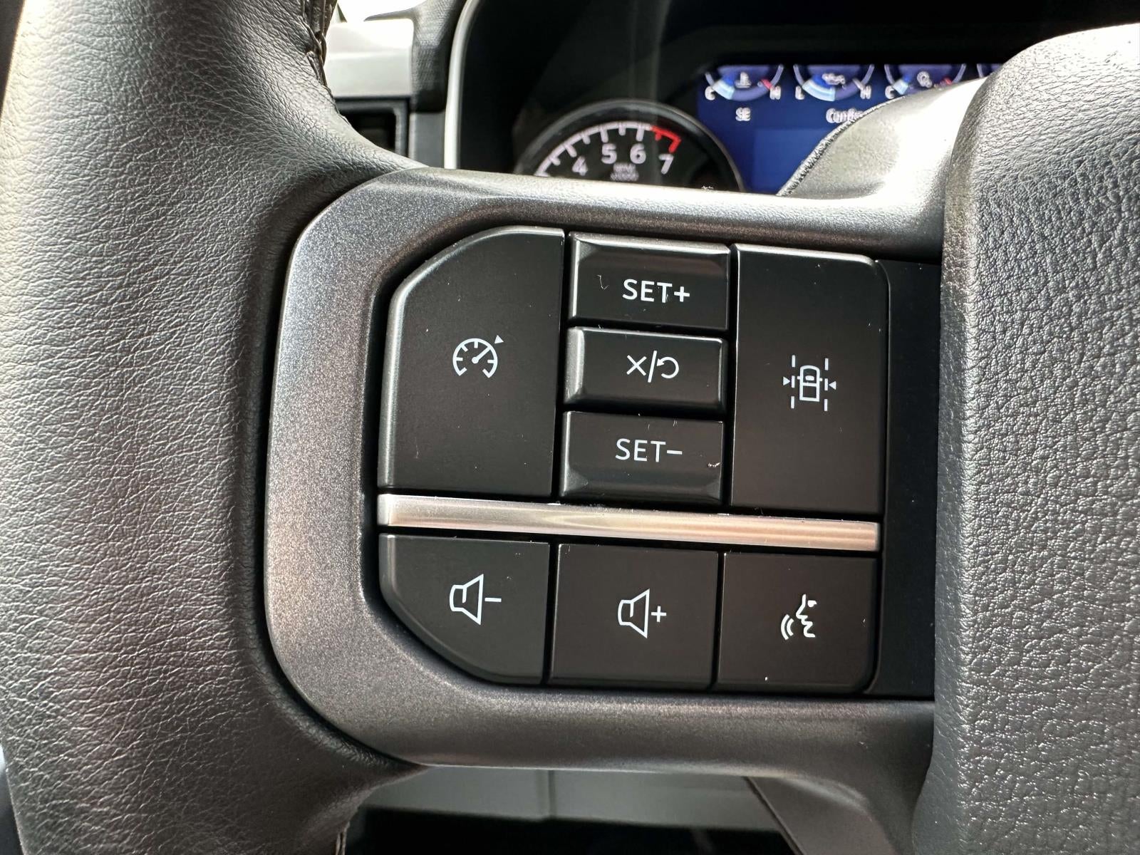 2023 Ford F-150 XLT 4WD SuperCrew 5.5' Box