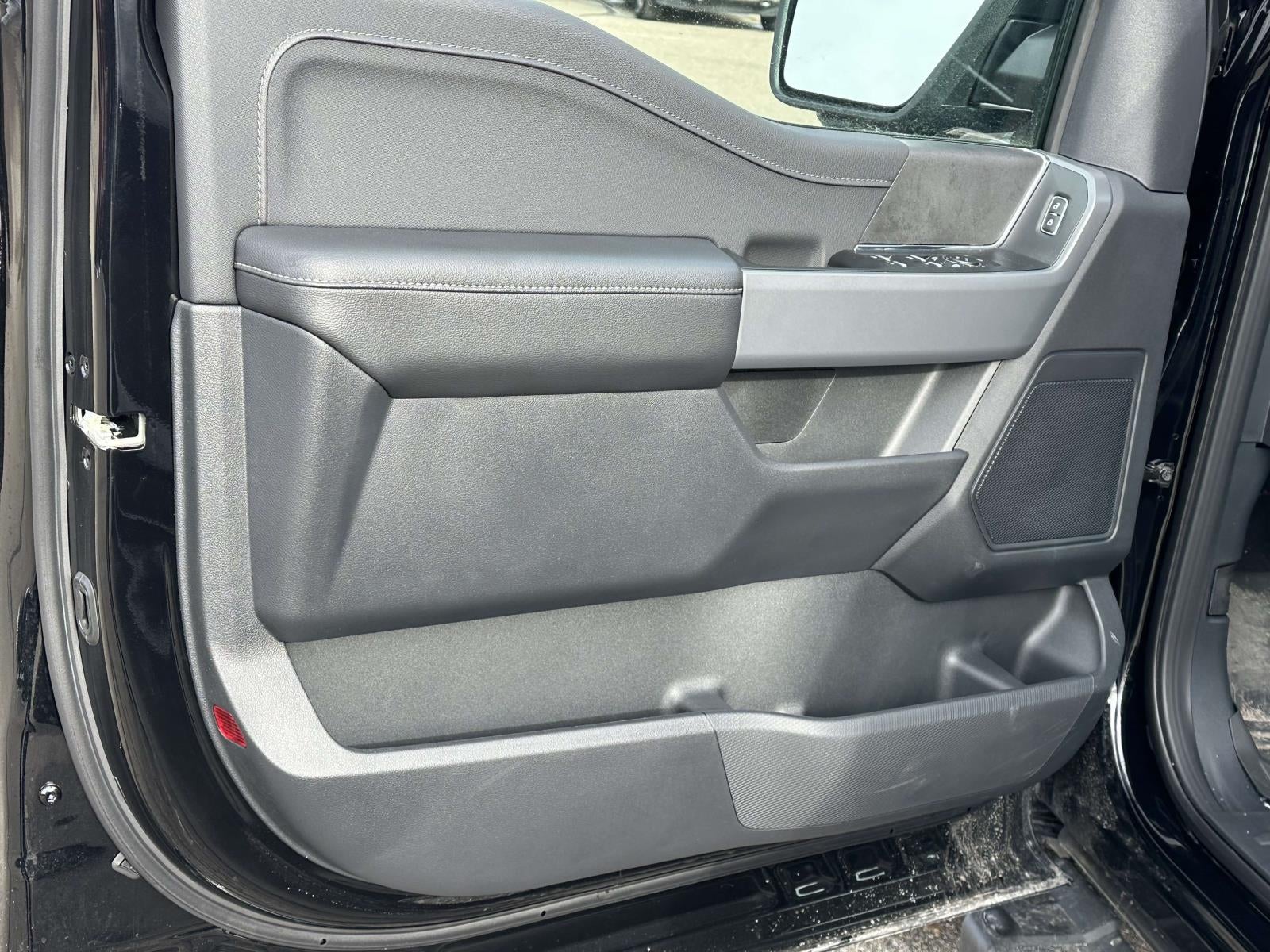 2025 Ford F-150 XLT 4WD SuperCrew 5.5' Box