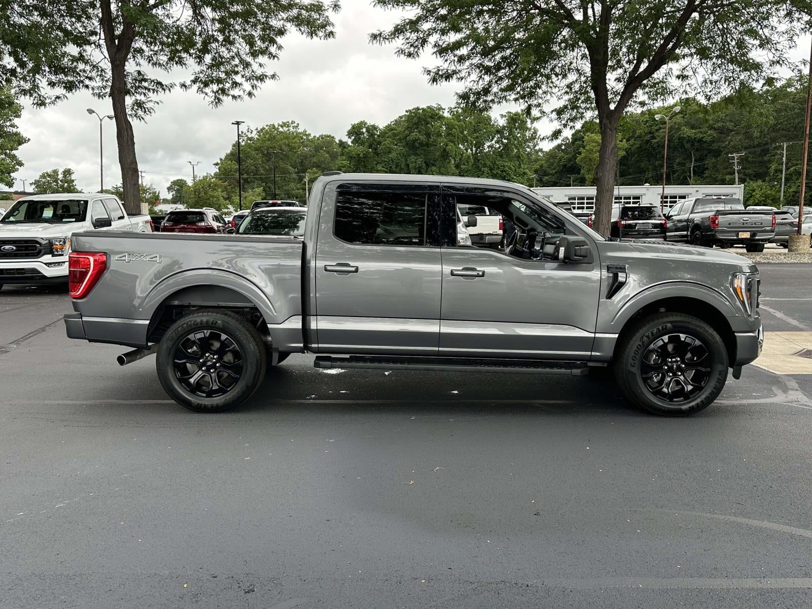 2022 Ford F-150 XLT 4WD SuperCrew 5.5' Box