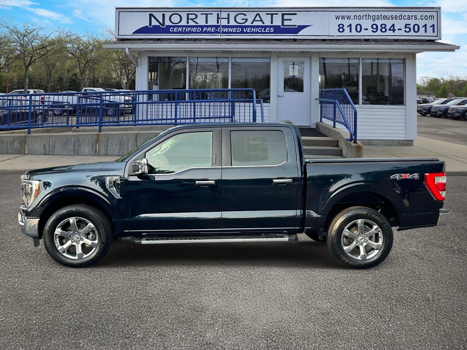 2023 Ford F-150 LARIAT 4WD SuperCrew 5.5' Box