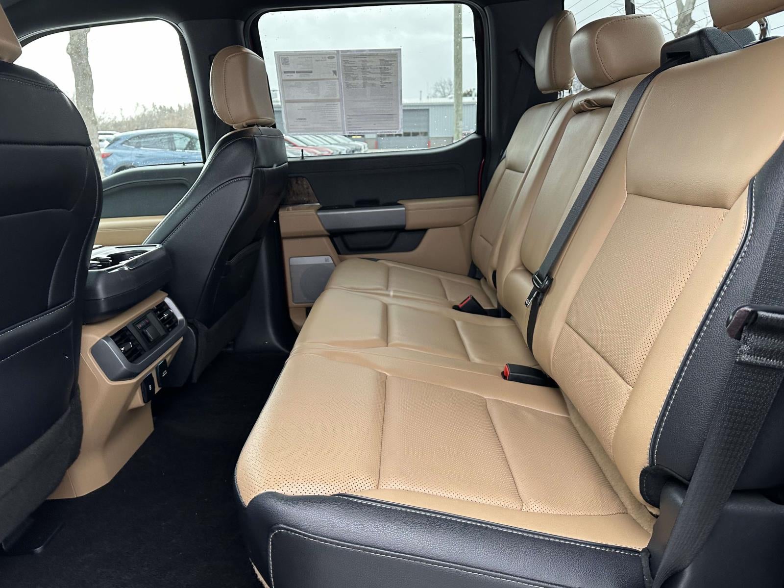 2022 Ford F-150 LARIAT 4WD SuperCrew 5.5' Box