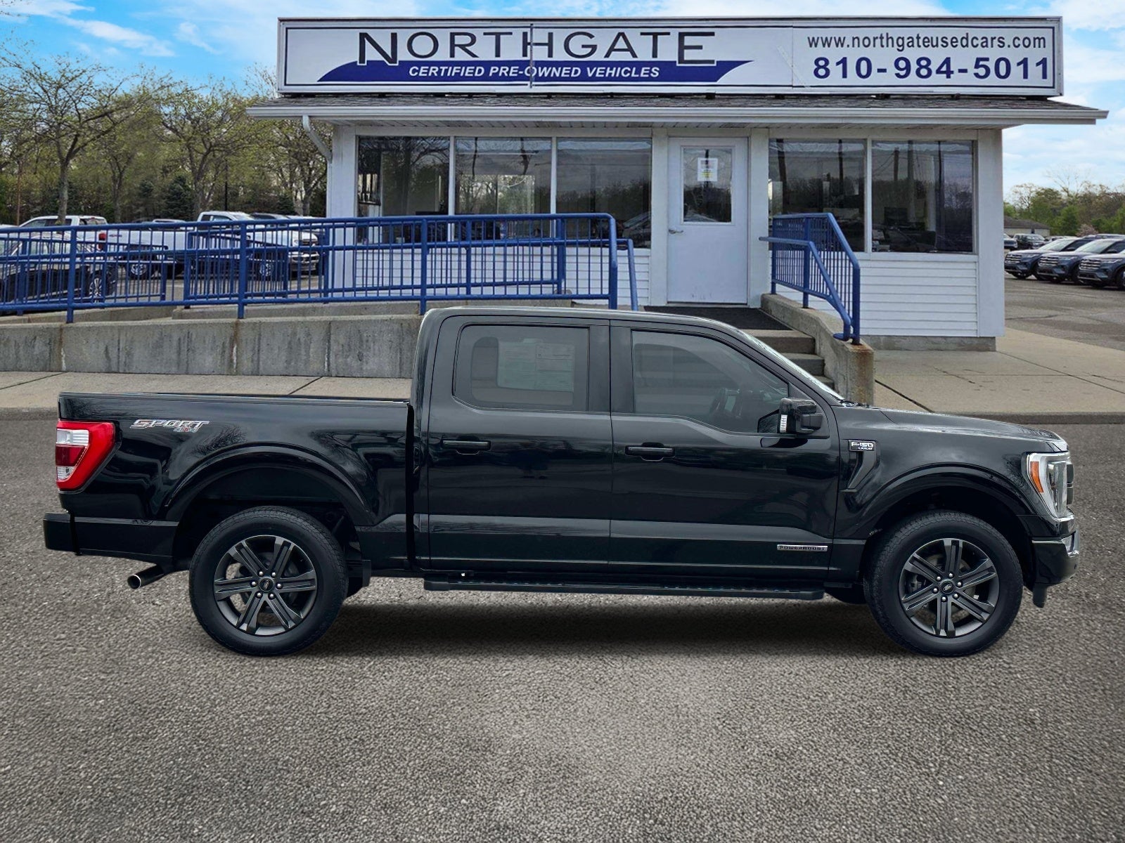 2023 Ford F-150 LARIAT 4WD SuperCrew 5.5' Box