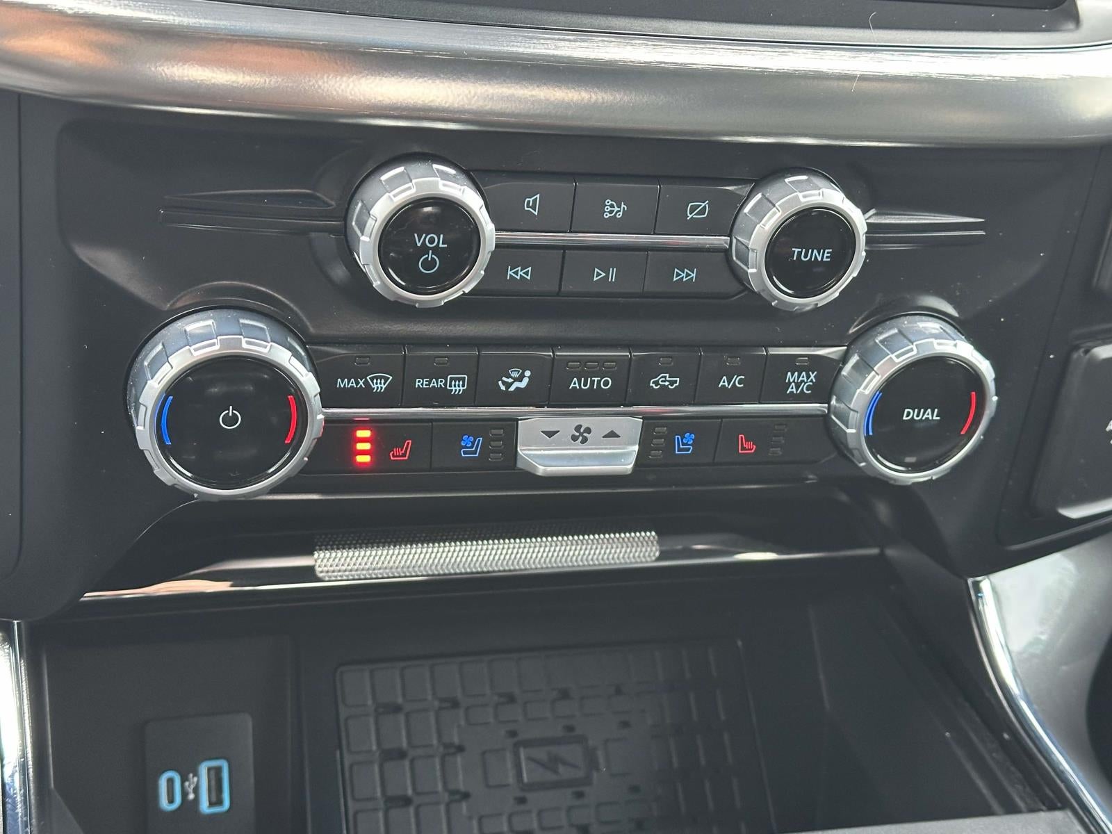 2023 Ford F-150 LARIAT 4WD SuperCrew 5.5' Box