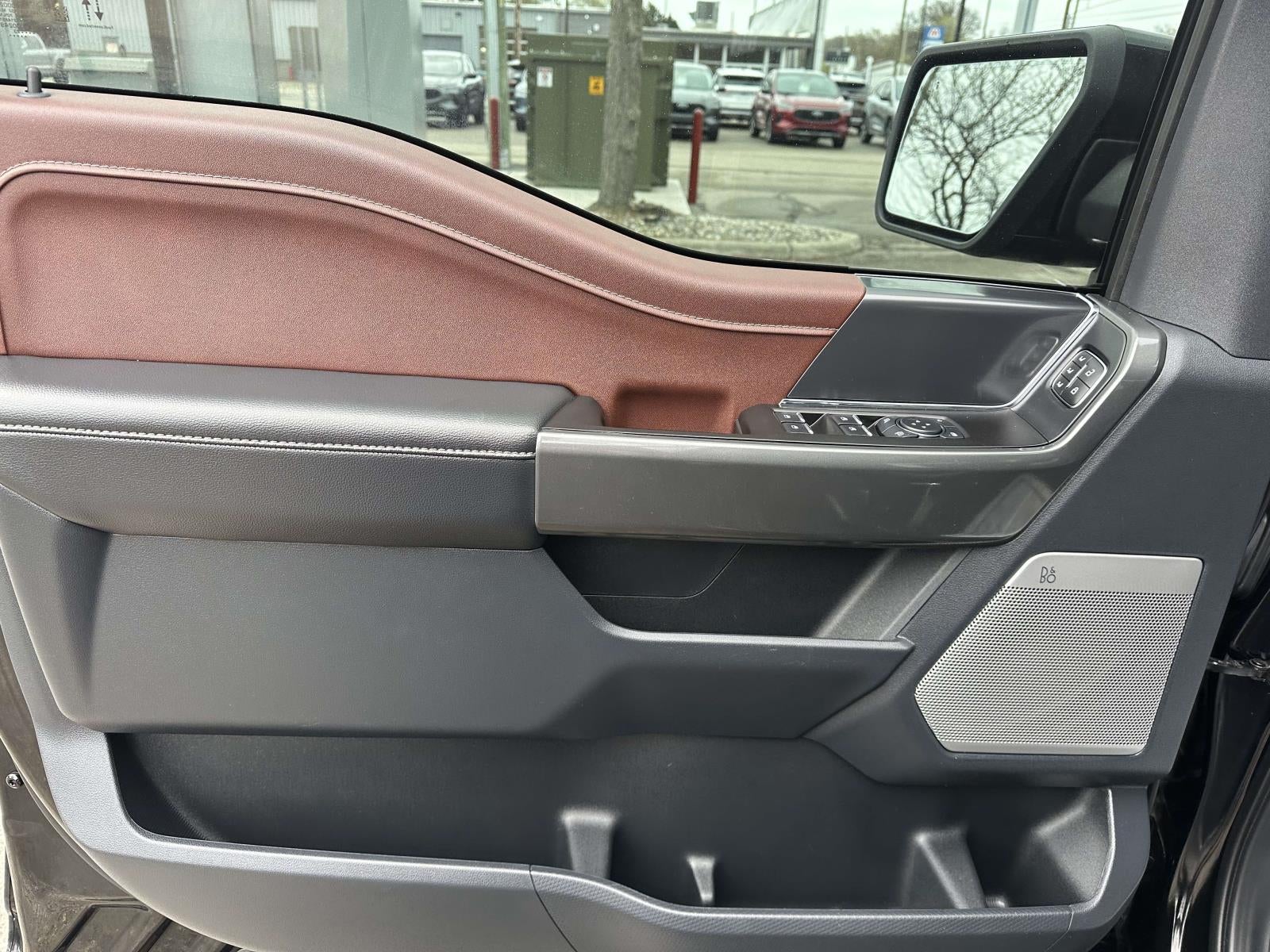 2023 Ford F-150 LARIAT 4WD SuperCrew 5.5' Box