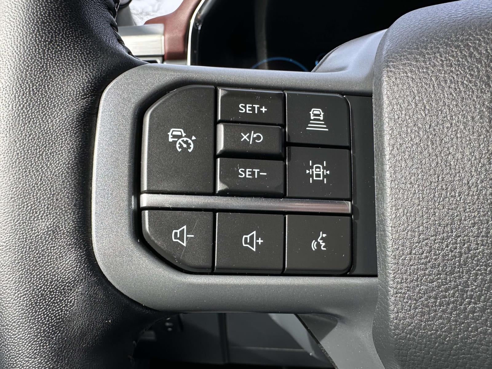 2023 Ford F-150 King Ranch 4WD SuperCrew 5.5' Box