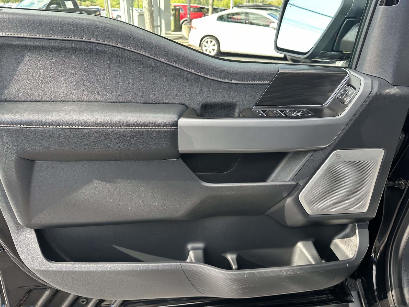 2024 Ford F-150 LARIAT 4WD SuperCrew 5.5' Box