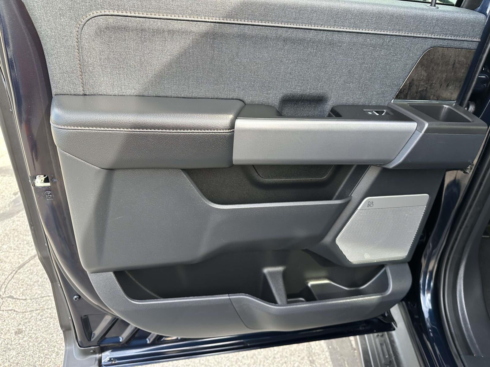 2023 Ford F-150 Lightning XLT 4WD SuperCrew 5.5' Box