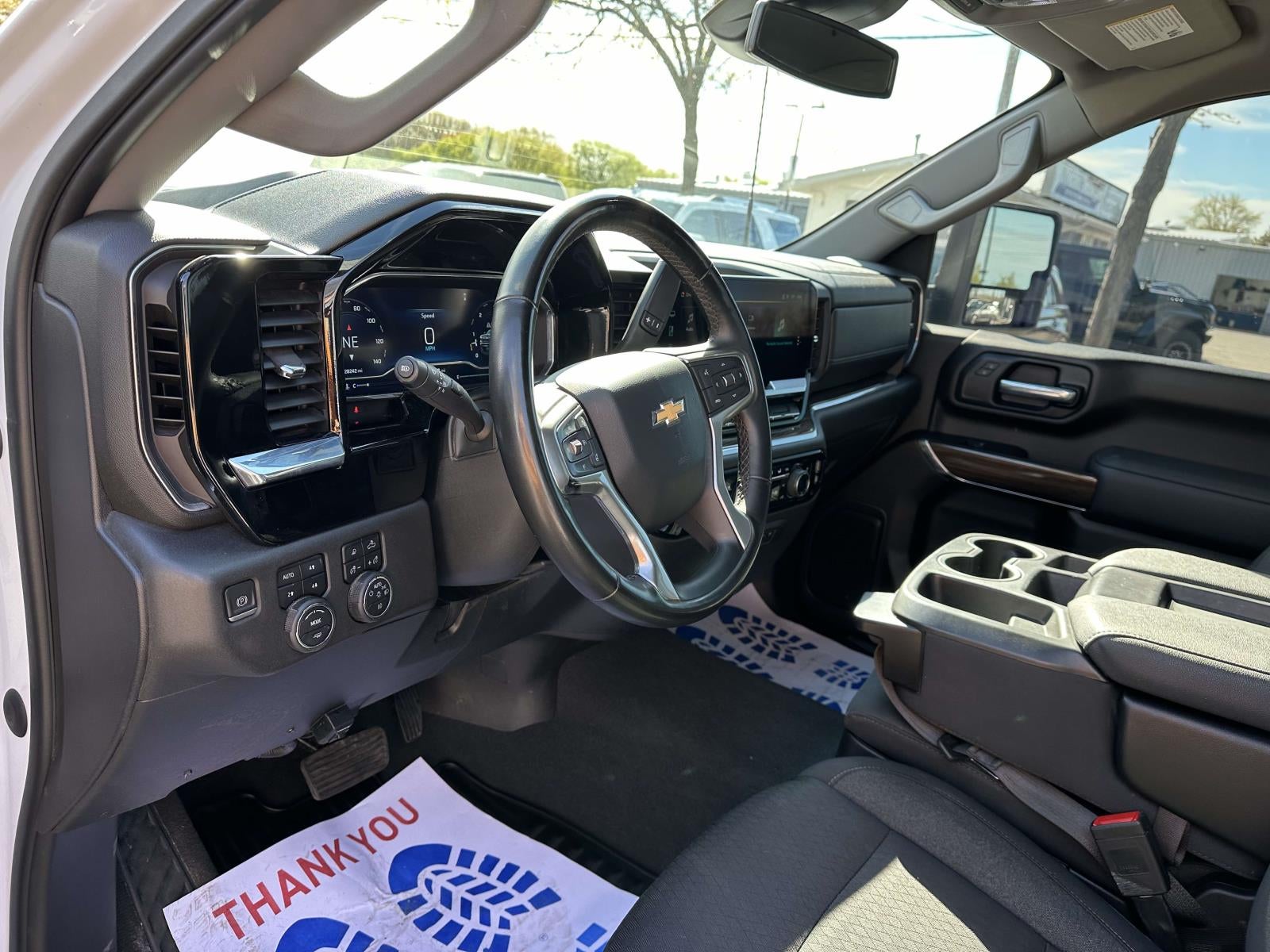 2024 Chevrolet Silverado 2500HD 4WD Reg Cab 142 LT