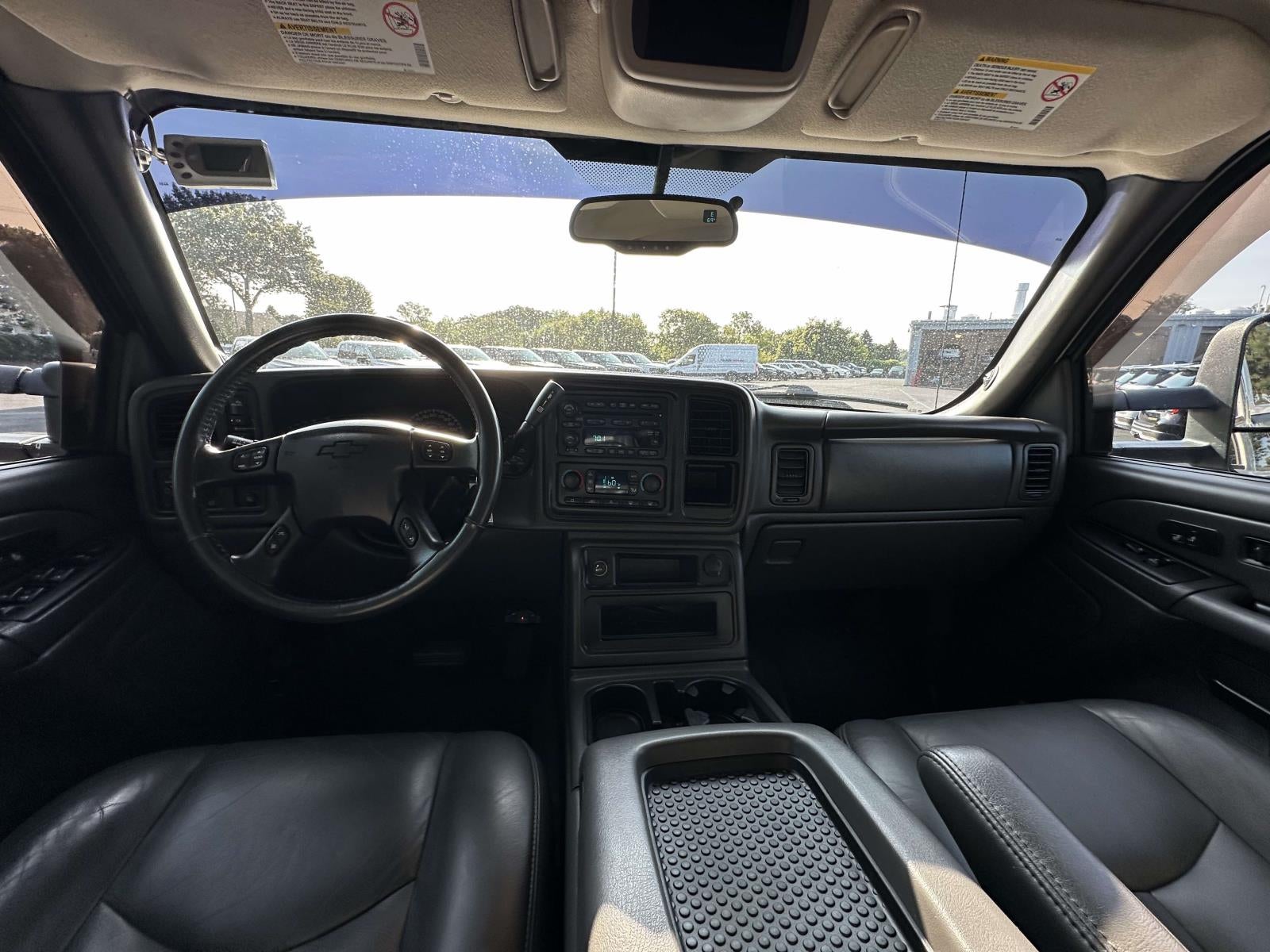 2005 Chevrolet Silverado 3500 Crew Cab 167 WB 4WD DRW LT