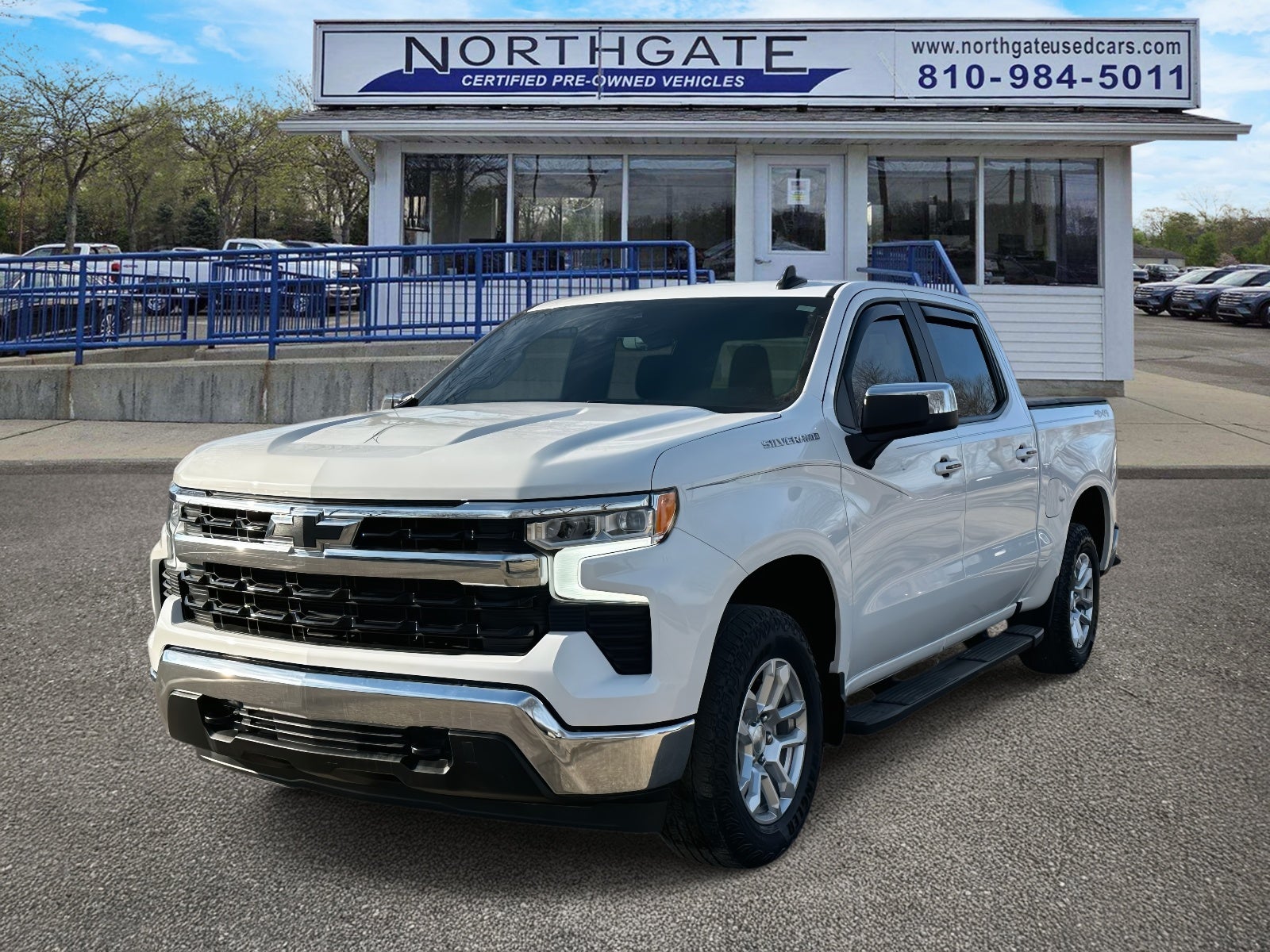 2022 Chevrolet Silverado 1500 4WD Crew Cab 147 LT w/1LT