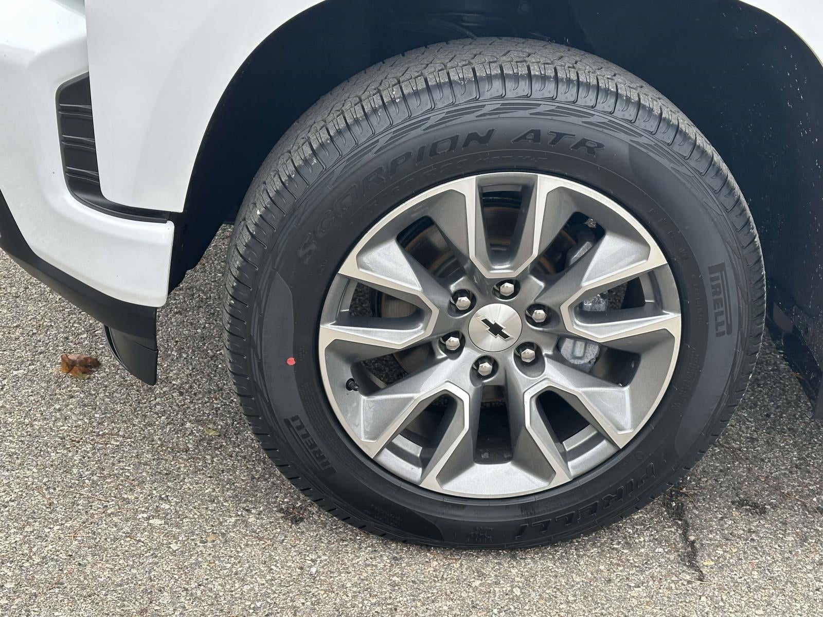 2021 Chevrolet Silverado 1500 4WD Crew Cab 147 RST