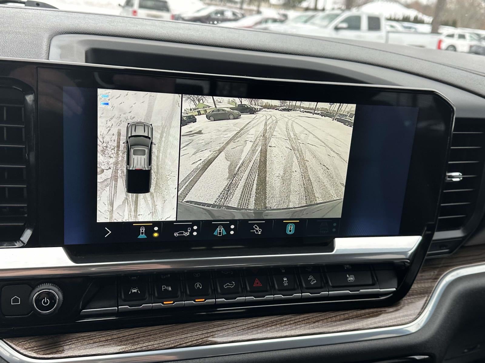 2022 Chevrolet Silverado 1500 4WD Crew Cab 147 RST