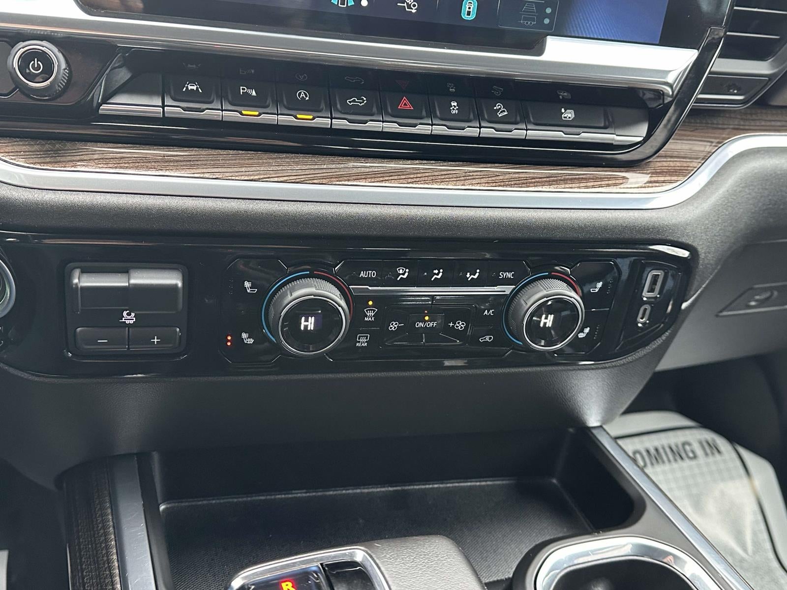 2022 Chevrolet Silverado 1500 4WD Crew Cab 147 RST