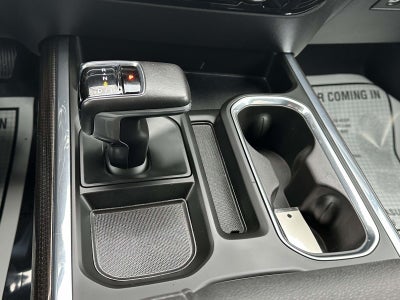 2022 Chevrolet Silverado 1500 4WD Crew Cab 147 RST