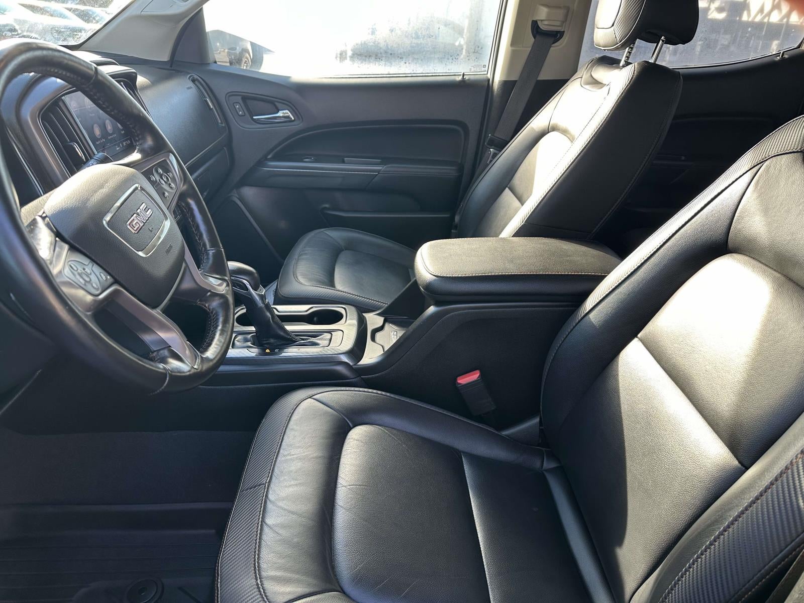 2022 GMC Canyon 4WD Crew Cab 128 AT4 w/Leather
