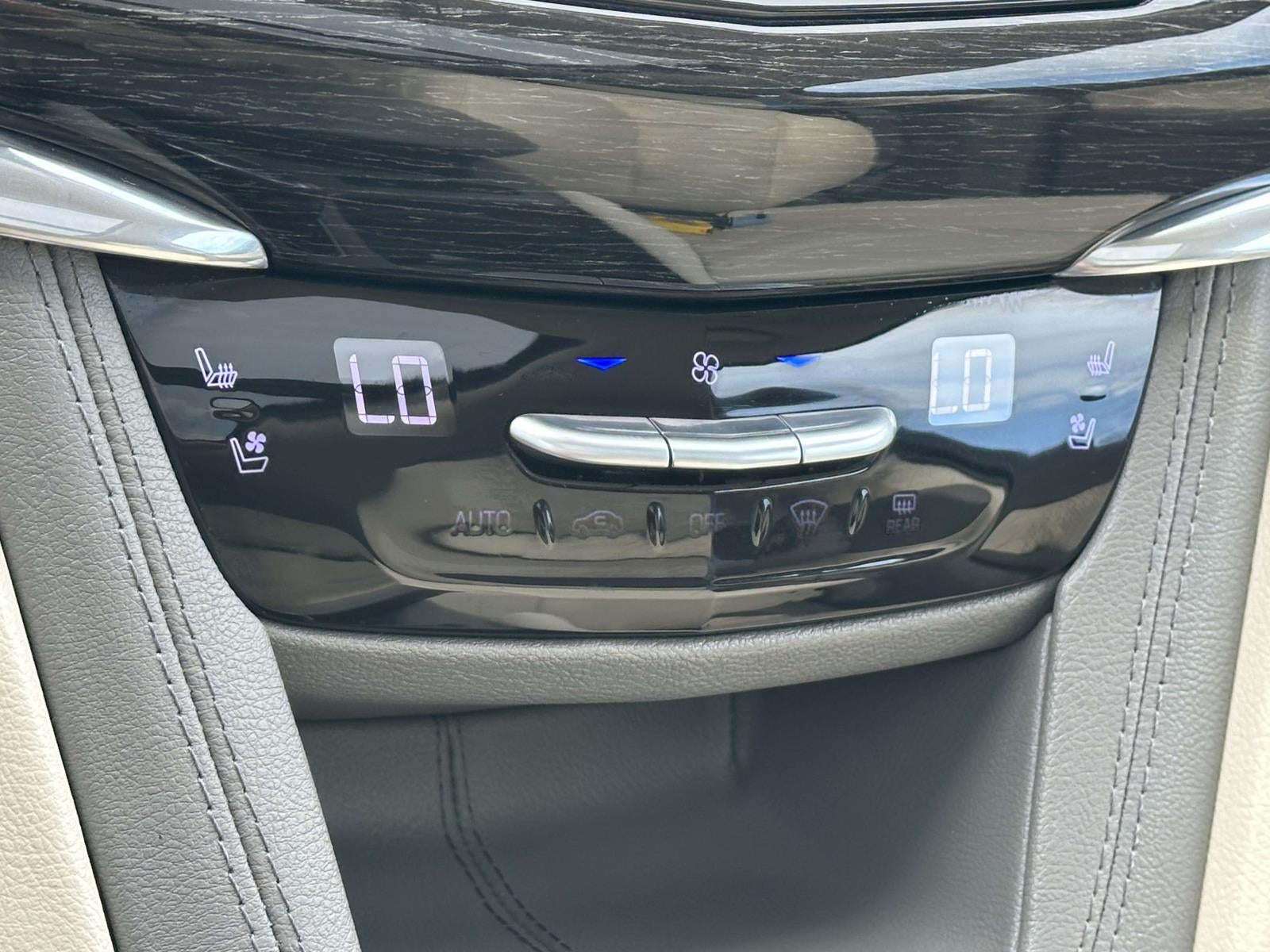 2020 Cadillac XT6 FWD 4dr Premium Luxury