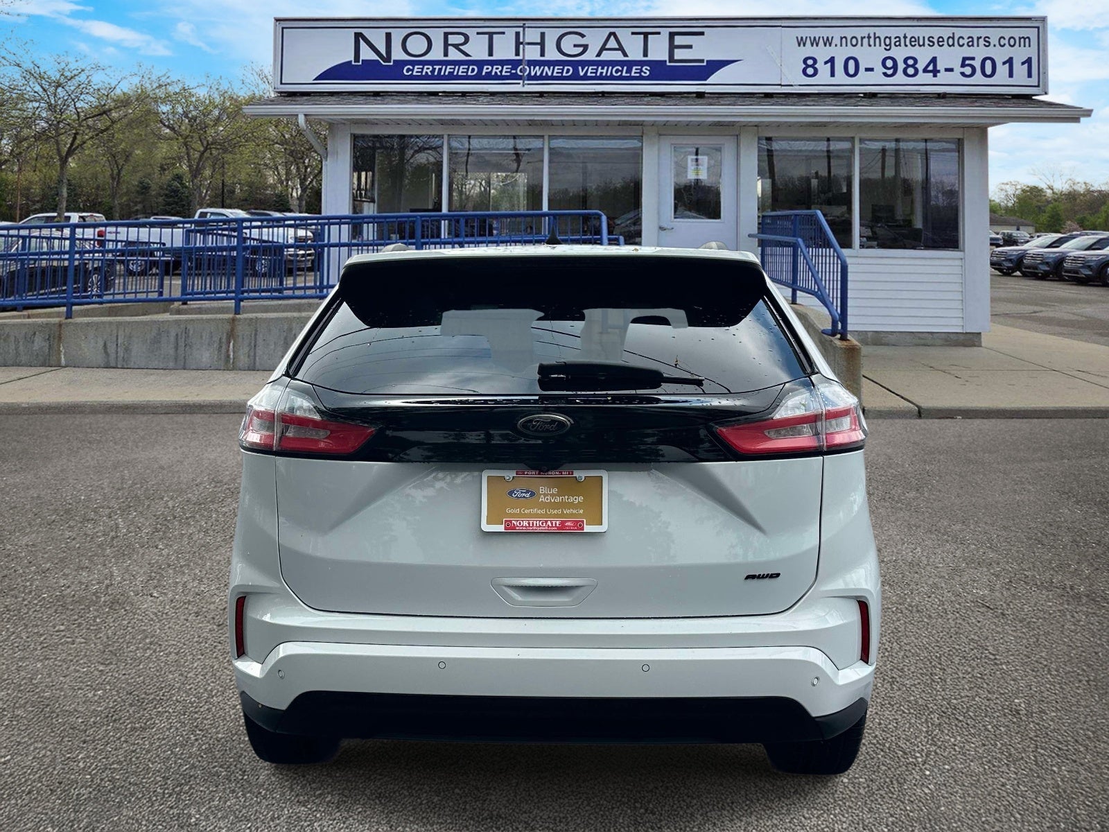 2023 Ford Edge SE AWD