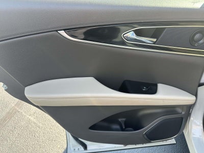 2022 Lincoln Nautilus Reserve AWD