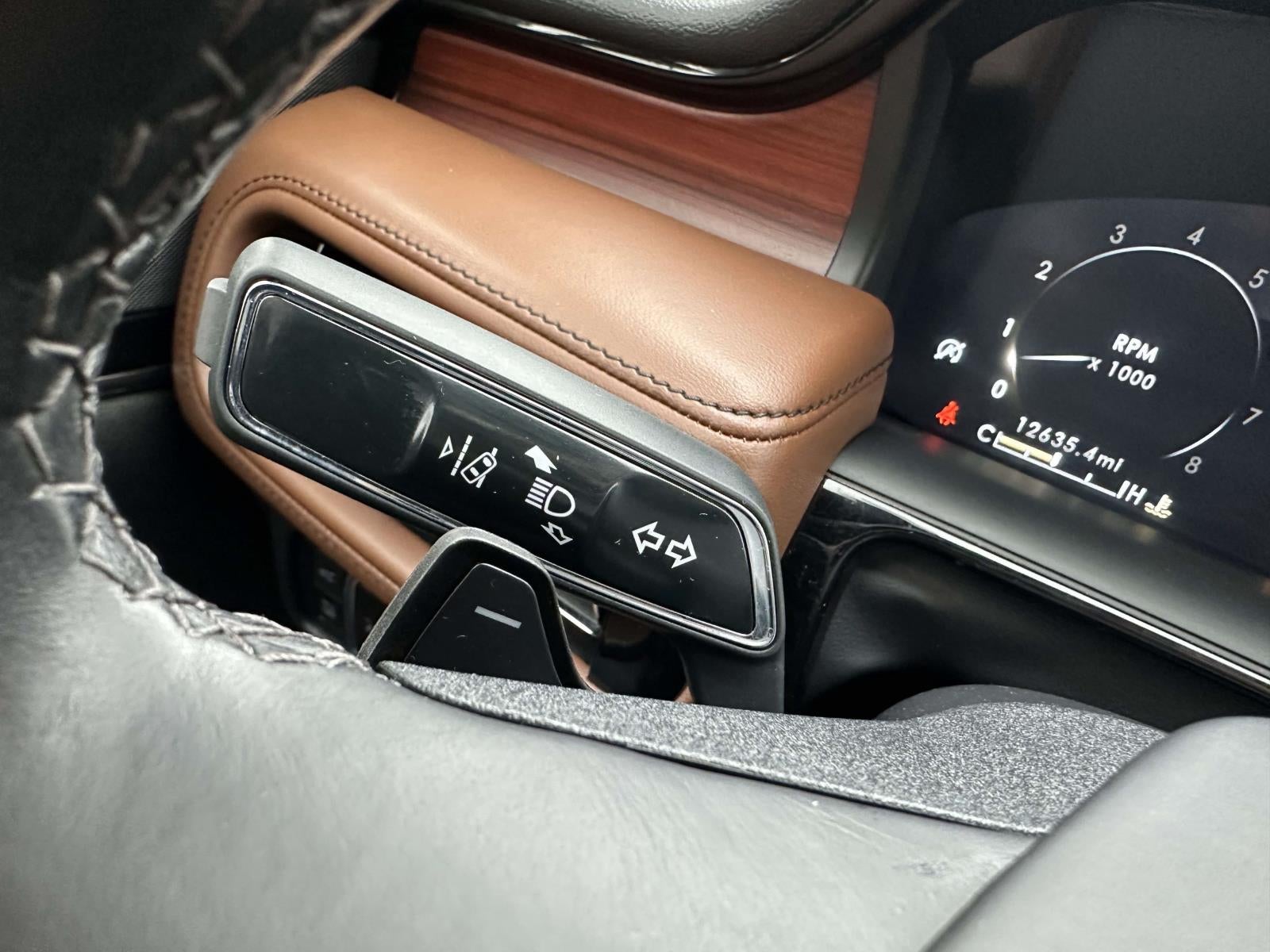 2023 Lincoln Nautilus Reserve AWD