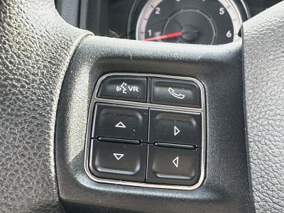 2018 RAM 1500 Express 4x4 Crew Cab 5'7 Box