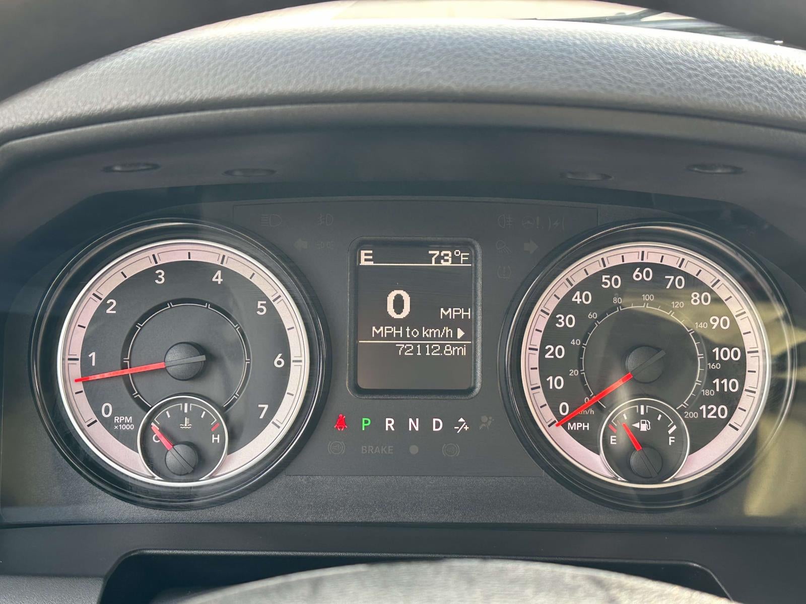 2018 RAM 1500 Express 4x4 Crew Cab 5'7 Box