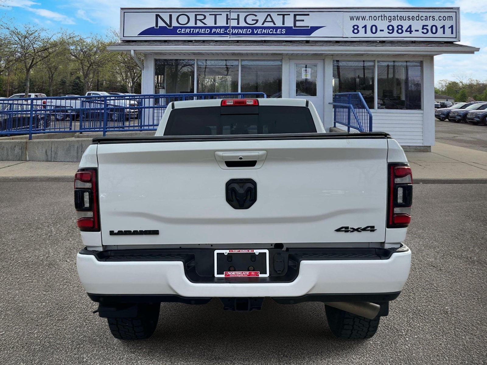 2020 RAM 2500 Laramie 4x4 Crew Cab 6'4 Box