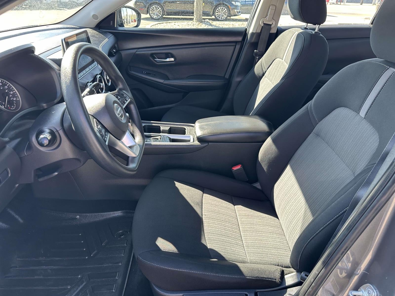 2023 Nissan Sentra SV CVT