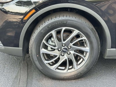 2022 Lincoln Corsair Standard AWD
