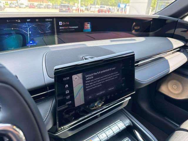 2025 Lincoln Nautilus Reserve