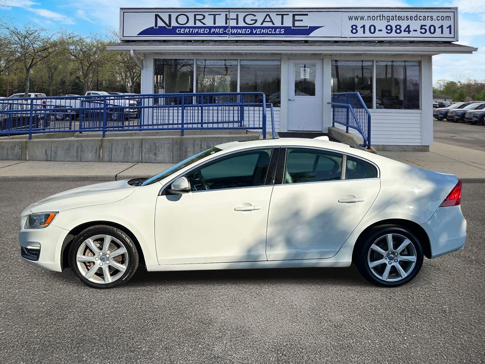 2016 Volvo S60 4dr Sdn T5 Premier AWD